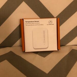 Alarm.com Temperature & Humidity Sensor NEW